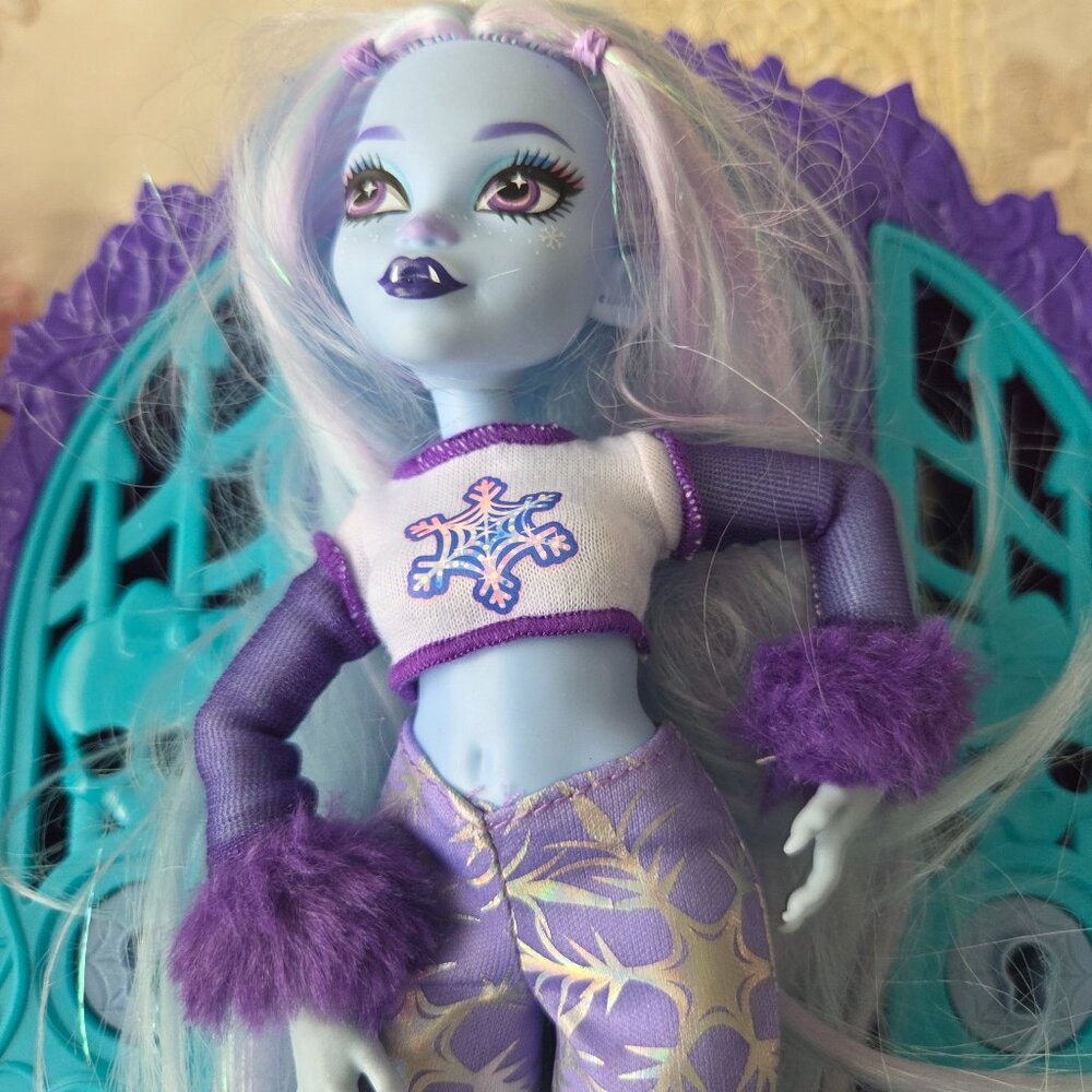 Monster High Bundle - Picture 3 of 16